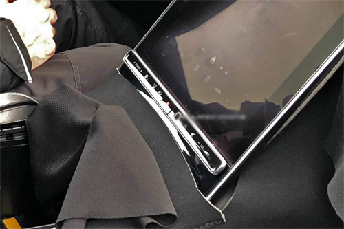 Mercedes S-class thế hệ mới dùng màn hình như iPad