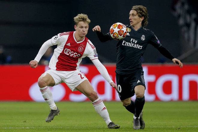 Modric bực bội vì bị kiểm tra doping sau chiến thắng trước Ajax