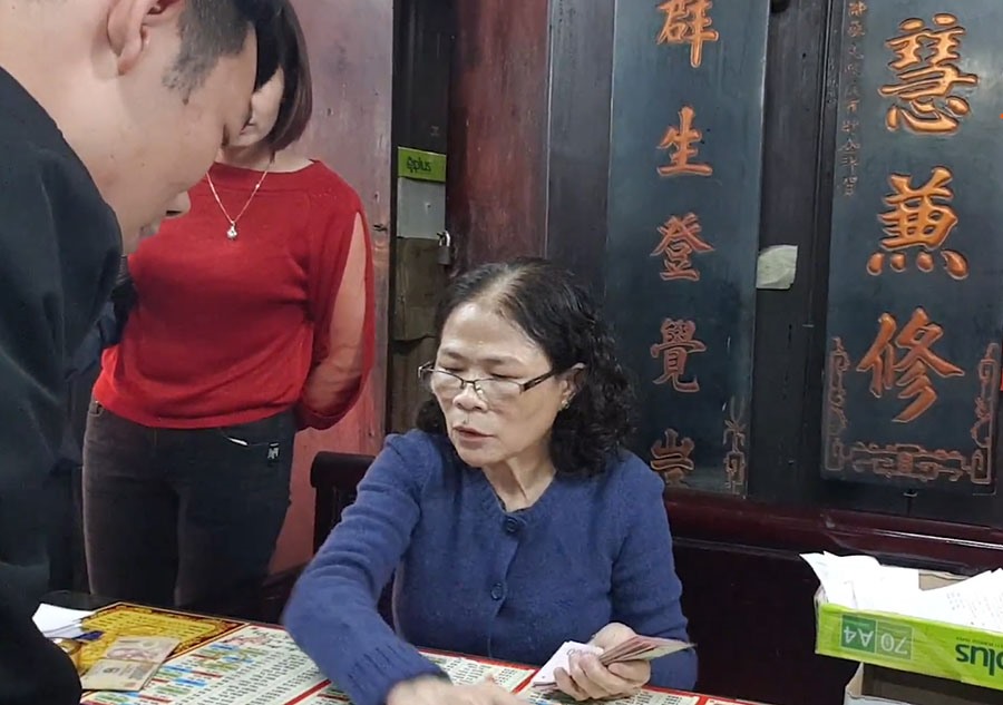 Bị từ chối giải hạn vì thiếu lễ 50 nghìn đồng