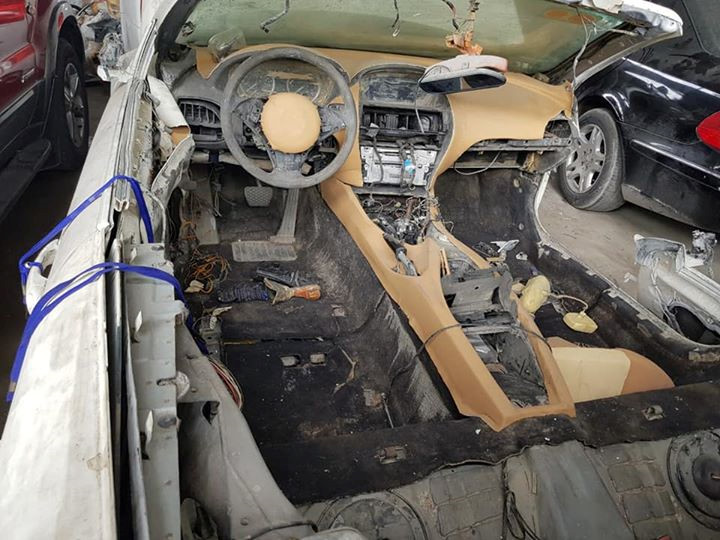 Bộ 3 xe sang Bentley, BMW, Mercedes rao bán giá 500 triệu tại VN