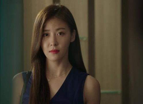 Lén cài ứng dụng theo dõi chồng, không ngờ bị qua mặt vì mánh khóe nham hiểm