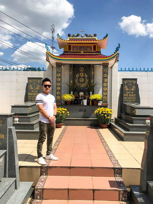 Con trai ruột Hoài Linh trở về Việt Nam thăm quê sau 9 năm sinh sống, học tập tại Mỹ