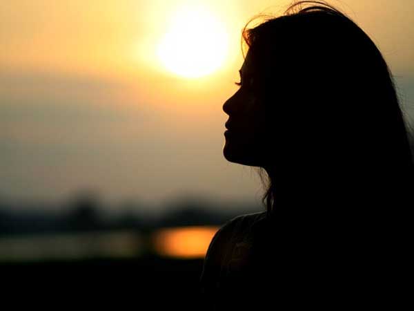 Đúng ngày Valentine, người yêu đưa tôi vào tiệm vàng, cứ ngỡ được anh tặng quà quý nào ngờ... điếng người