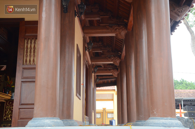 Cận cảnh ngôi miếu 17 tỷ đồng, nơi đôi vợ chồng làm chuyện ấy trước hàng ngàn người trong lễ hội linh tinh tình phộc