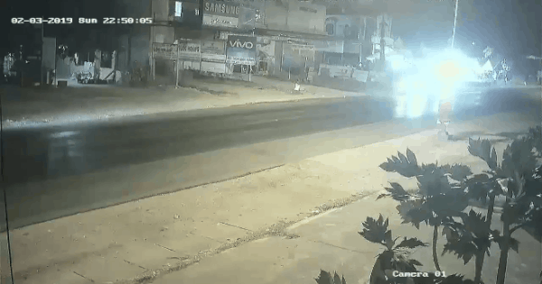 Phóng xe tốc độ cao trong đêm, thanh niên đi Exciter đâm liên tiếp 2 pha chí mạng Phóng xe tốc độ cao trong đêm, thanh niên đi Exciter đâm liên tiếp 2 pha chí mạng