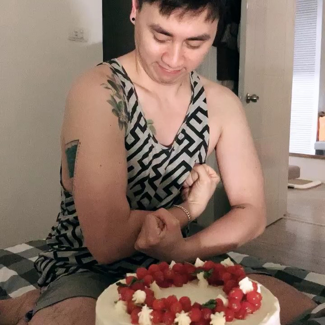 Valentine năm nay chính là đại lễ công khai tình cảm, đến những người kín tiếng nhất cũng nhập cuộc