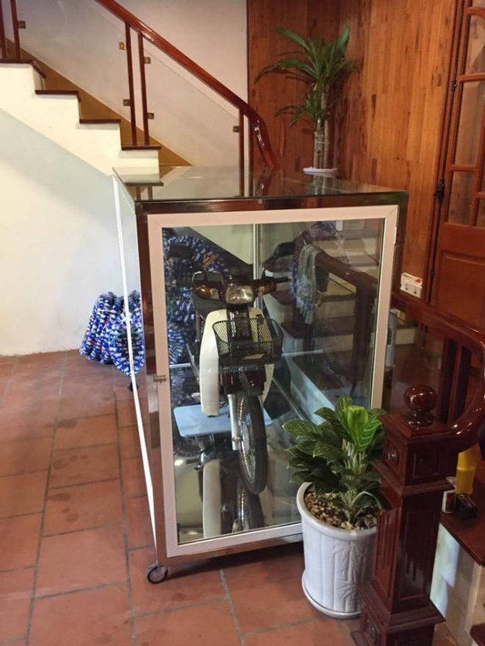 Xôn xao xe máy cũ còn zin giá trăm triệu đồng