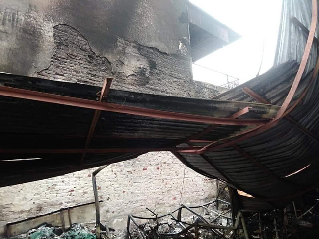 Hà Nội: Người phụ nữ tử vong ngày mồng 1 Tết sau khi có vật lạ tẩm xăng được ném vào nhà