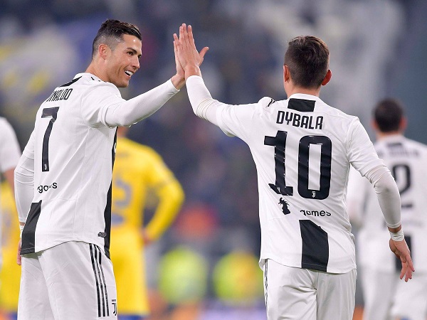 Clip: Ronaldo và Dybala thi nhau lập công, Juventus nối dài mạch bất bại tại Serie A