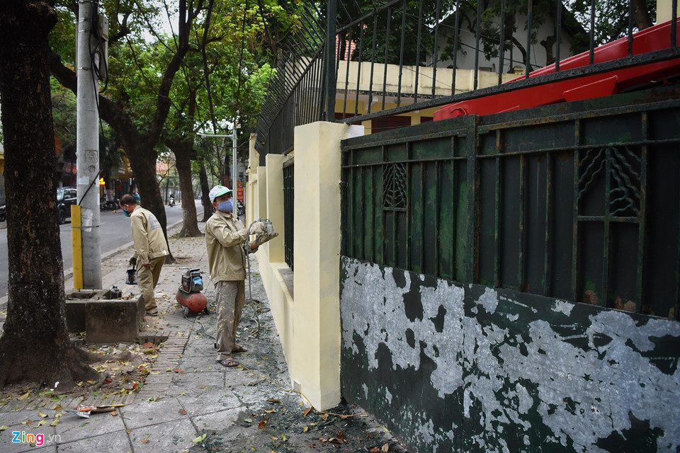 Đông đảo phóng viên ‘săn’ các điểm nóng trước hội nghị Trump - Kim