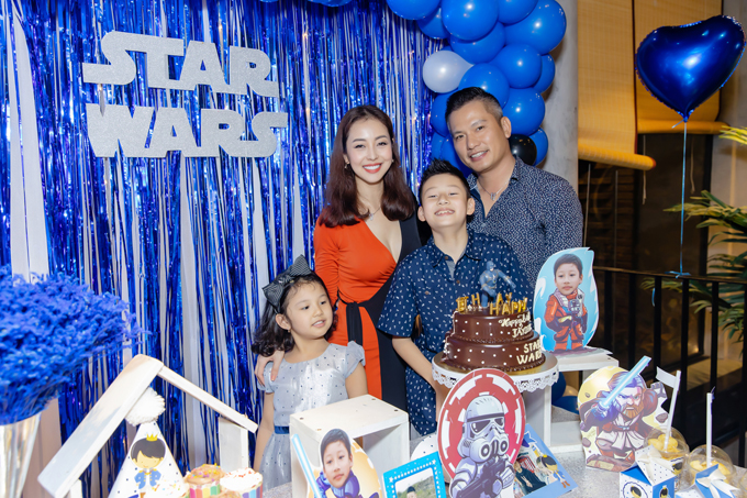 Vợ chồng Jennifer Phạm tổ chức sinh nhật cho Bảo Nam