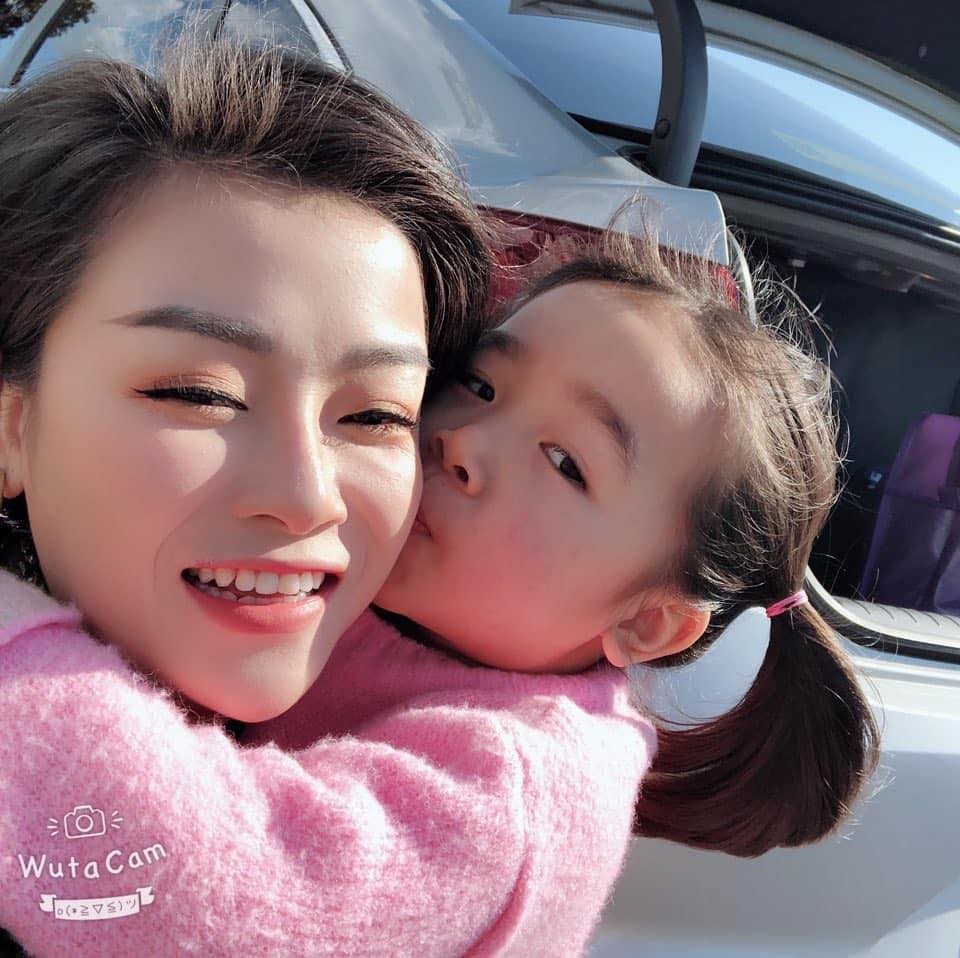 Cô gái Việt 17 tuổi lấy chồng Hàn bấm nút khởi hành lại khi tay trắng rời đi sau 7 năm hôn nhân, tài sản là 2 lần tự tử hụt