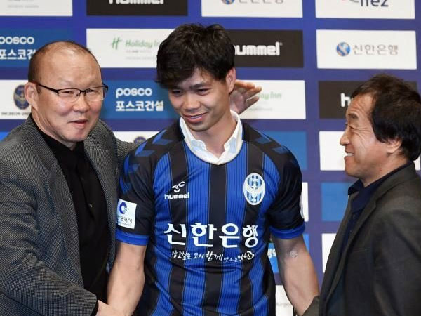 Trợ lý Lee tiết lộ cách HLV Park Hang-seo gắn kết các cầu thủ Việt Nam