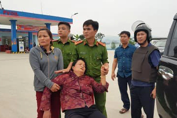 Trước phút quy hàng, kẻ buôn ma túy dí súng vào đầu đòi tự vẫn