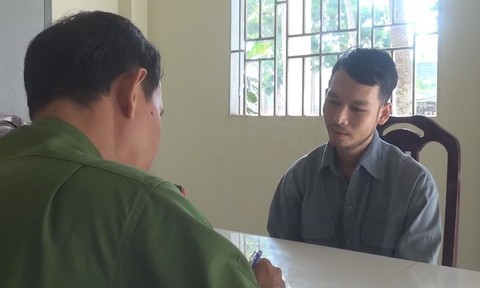 Chém chết người hàng xóm từ cái bắt tay của người cha