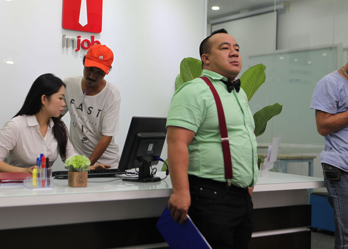 Huy Khánh quay lại màn ảnh rộng sau 7 năm chỉ đóng kép phụ