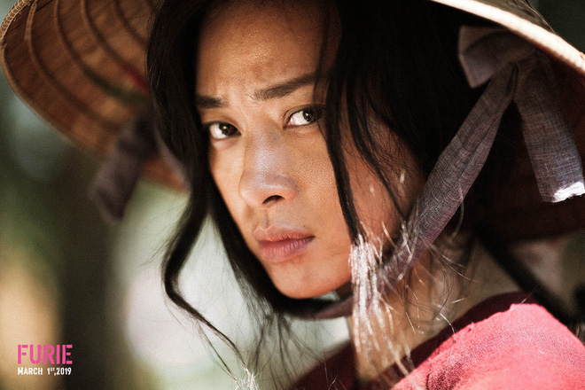 Ngô Thanh Vân: Mẹ tôi khóc vì sợ con chết, nói thôi đừng đóng phim nữa con ơi