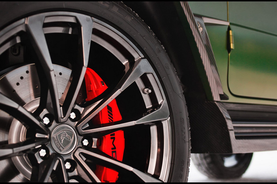 Mercedes-Benz G-Class Inferno xanh bộ đội, tăng khí động học