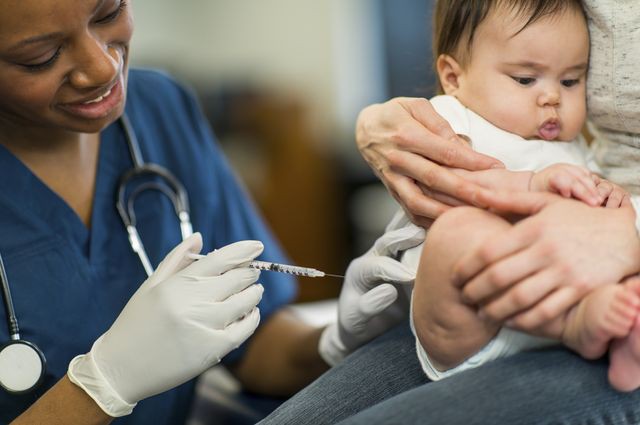 Anti vaccine: Khi có những đứa trẻ chết vì dịch bệnh thì người đau đớn hối hận là cha mẹ còn nhóm truyền bá thì lặn mất tăm