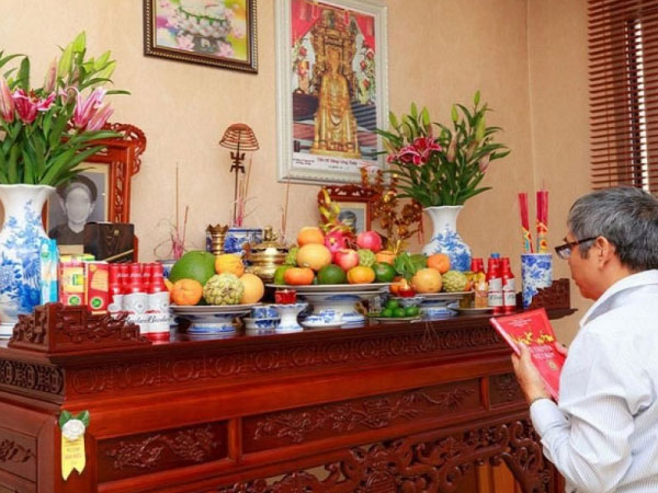 Thầy tử vi tiết lộ: Cách cúng rằm tháng Giêng và ngày giờ hoàng đạo mang lại tài lộc cả năm ít người biết