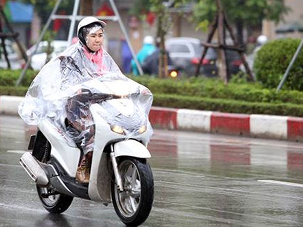 Miền Bắc đầu tuần mưa giông, miền Nam nắng nóng