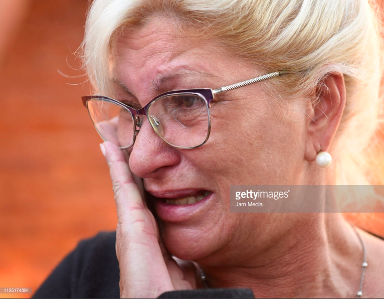 Biển nước mắt ở quê nhà tiễn đưa Sala - cầu thủ xấu số thiệt mạng trên đường đi ra mắt đội bóng mới