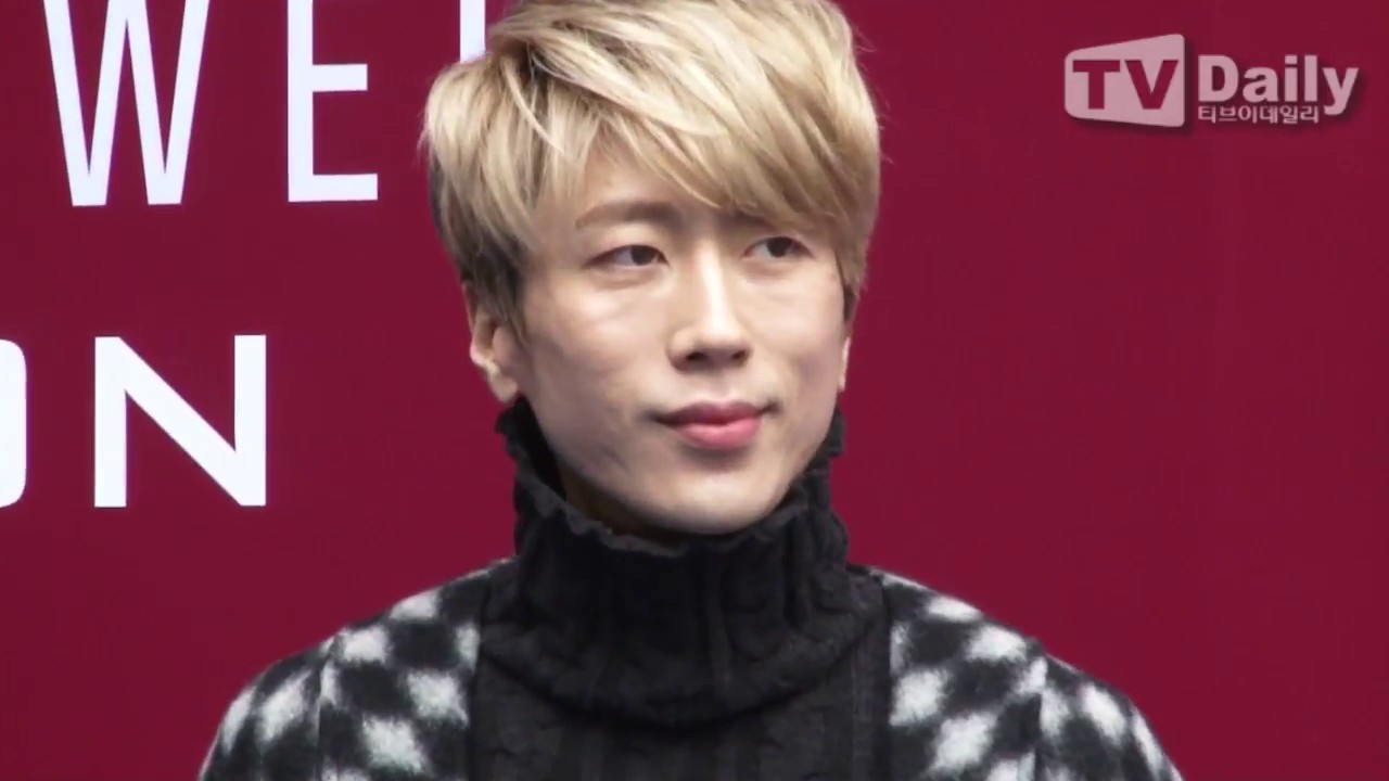 6 scandal tình dục chấn động Kpop: CEO loạt công ty giải trí lạm dụng gà nhà, idol nữ bị tố cưỡng bức đồng giới