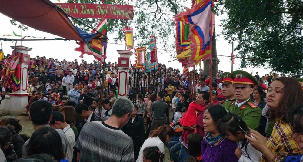 Cướp phết Hiền Quan: Bạo lực hay thượng võ?