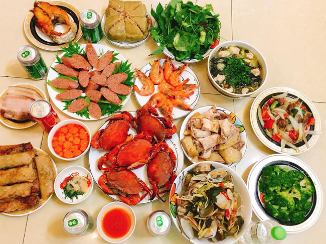 Được hội chị em trầm trồ với mâm cỗ cúng Rằm tháng giêng 13 món nhưng vợ trẻ vẫn lúng túng thừa nhận mình quá đoảng