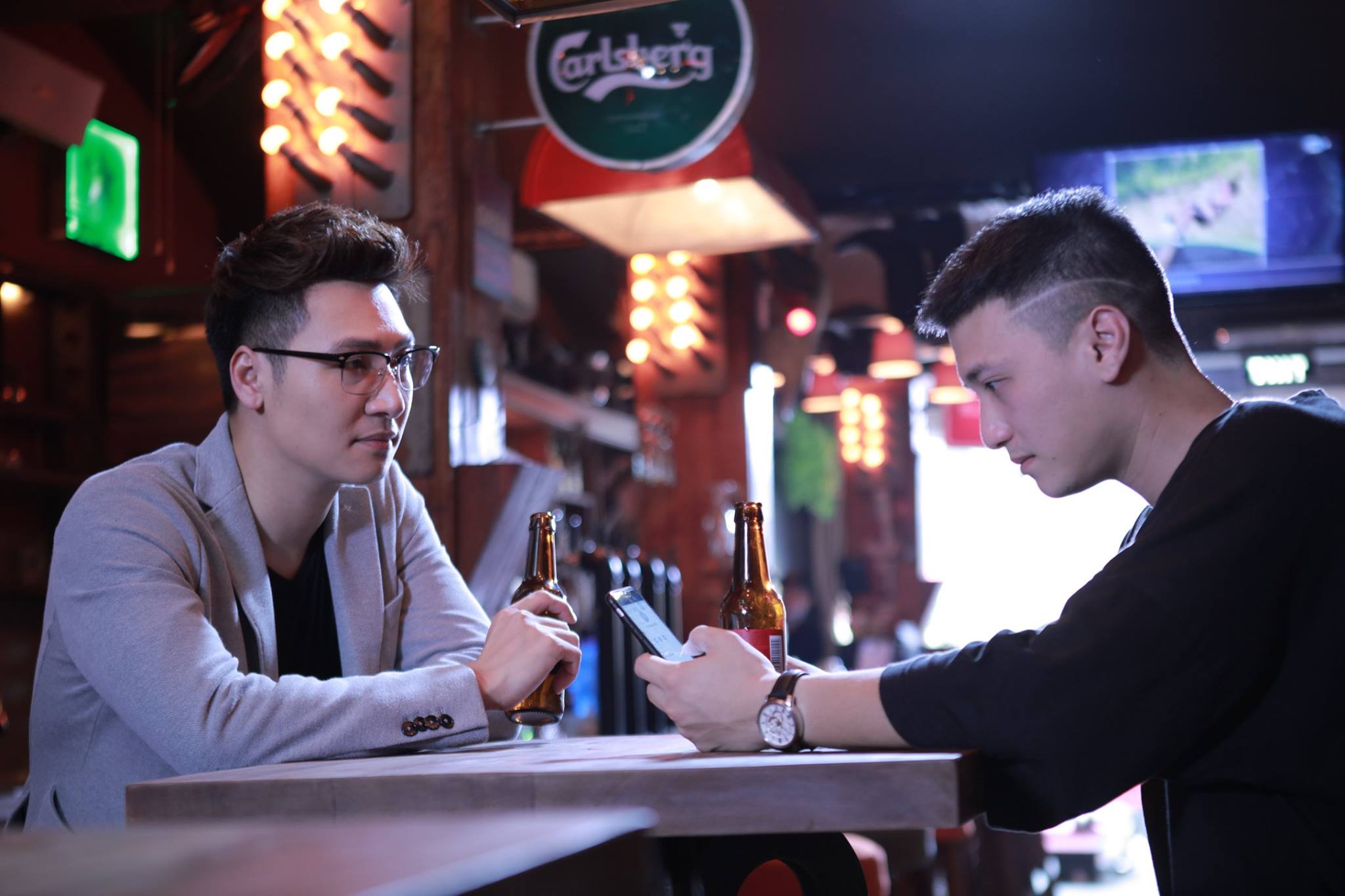 Khán giả mệt mỏi với tình tay 3 vô lý của Chạy trốn thanh xuân