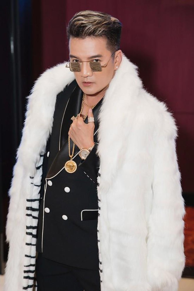 Mr Đàm: Tôi là heo rừng nên tôi hung dữ lắm, ai động vào tôi là tôi húc trả kịch liệt liền