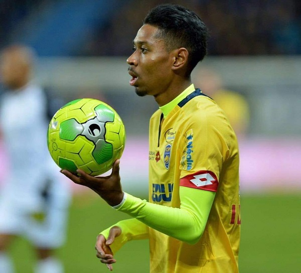 Sao trẻ đang thi đấu ở Ligue 2 bày tỏ mong muốn khoác áo ĐT Việt Nam