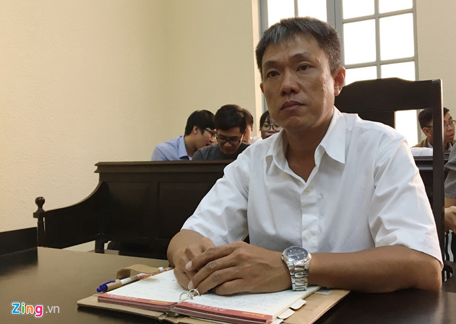 Họa sĩ Lê Linh thắng kiện, đòi được tác quyền Thần đồng đất Việt