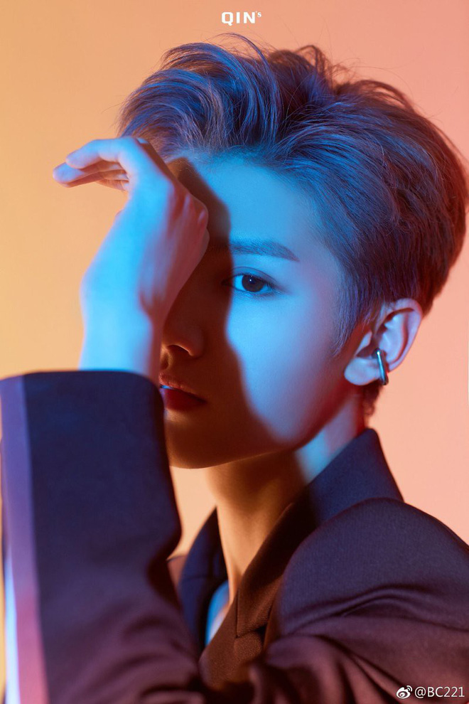 Nam sinh điển trai, cao 1m82 gây náo loạn cổng trường thi vào lò đào tạo ngôi sao hàng đầu Châu Á hôm nay là ai?