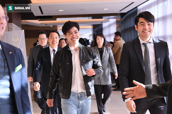 Đặt kỳ vọng lớn, báo Hàn Quốc so sánh Công Phượng với Park Ji-sung