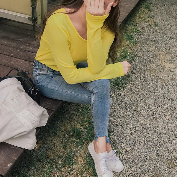 Không cần nghĩ nhiều khi diện quần jeans, các nàng cứ mix cùng 3 mẫu giày này là đẹp tuyệt đối