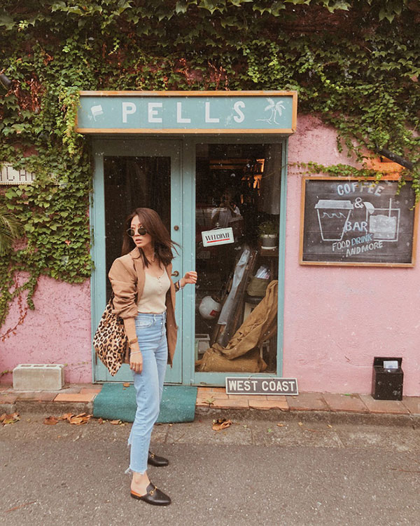 Không cần nghĩ nhiều khi diện quần jeans, các nàng cứ mix cùng 3 mẫu giày này là đẹp tuyệt đối