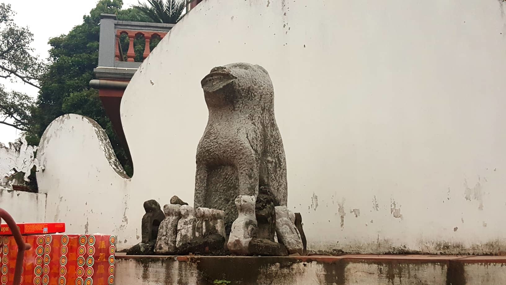 Bình luận Kỳ lạ ngôi làng có tục thờ chó đá 400 tuổi ở Hà Nội