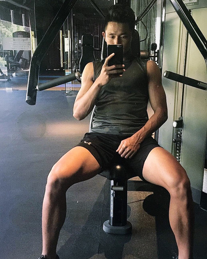 Thủ môn U22 Việt Nam có nụ cười duyên, từng là bạn trai Yến Xuân