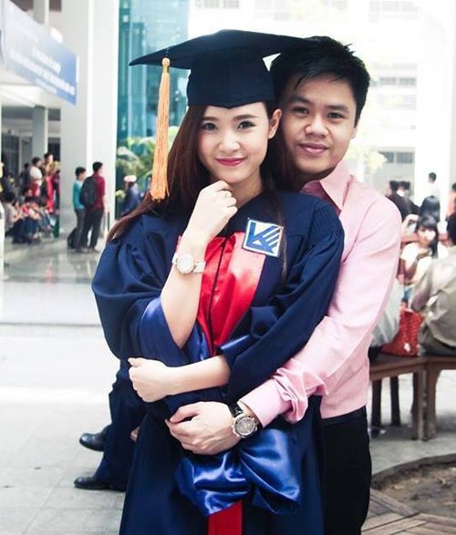 Phan Thành vừa đăng status thả thính, Midu cũng bất ngờ phản hồi, dân mạng soi ra ngay điểm đáng chú ý