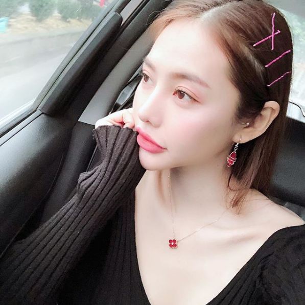 Bị chê mồm giống mỏ vịt, Linh Chi đáp trả cực gay gắt