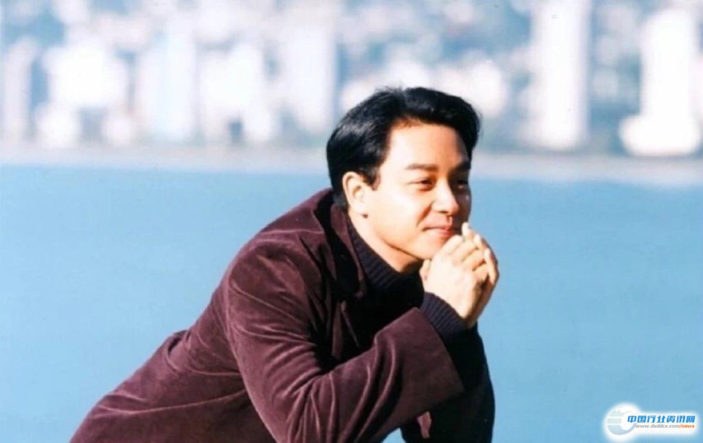 Ánh trăng nói hộ lòng tôi - bài ca bất hủ và cái chết của 2 ngôi sao