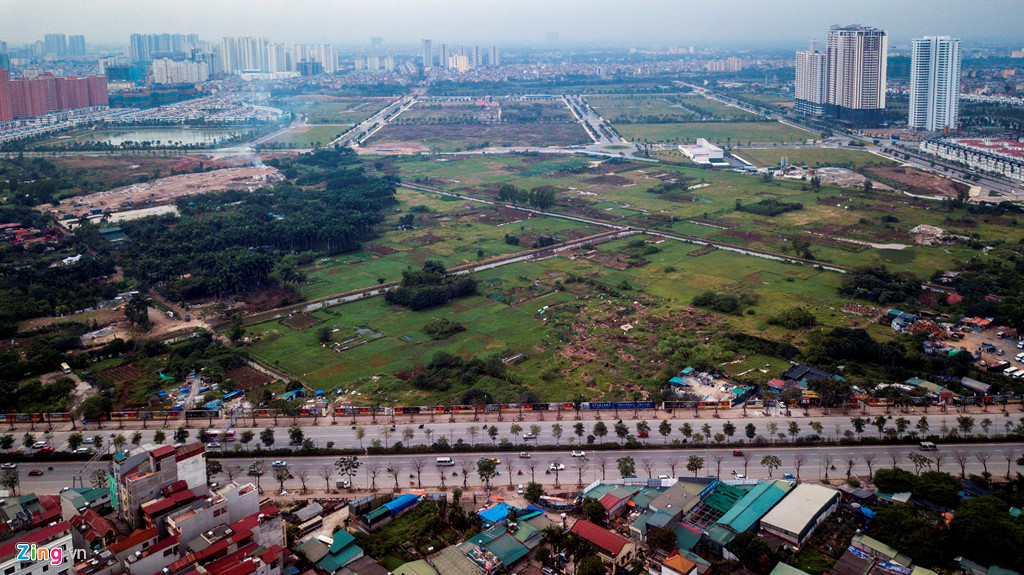 Các ‘đại gia’ ngoại đã thâu tóm đất tây Hồ Tây như thế nào?