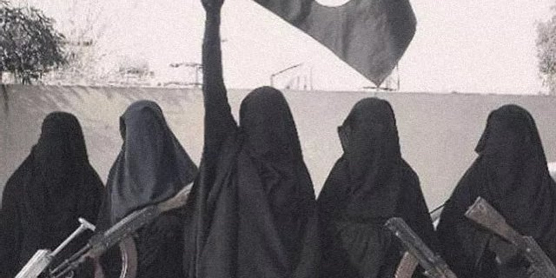 Cô dâu nổi tiếng IS hối hận, cầu xin được tha thứ