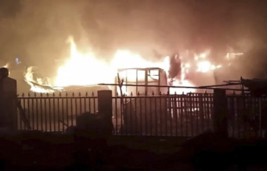 Ép vợ làm gái mại dâm để lấy tiền mua tã và sữa cho con