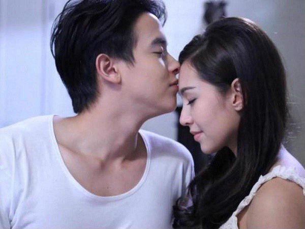 Chồng hẹn hò với bạn gái cũ, vợ chọn ngay liều thuốc đắng khiến anh tỉnh mộng