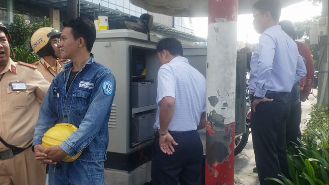 Di chuyển đoạn đường 1km mất hơn 30 phút ở Sài Gòn