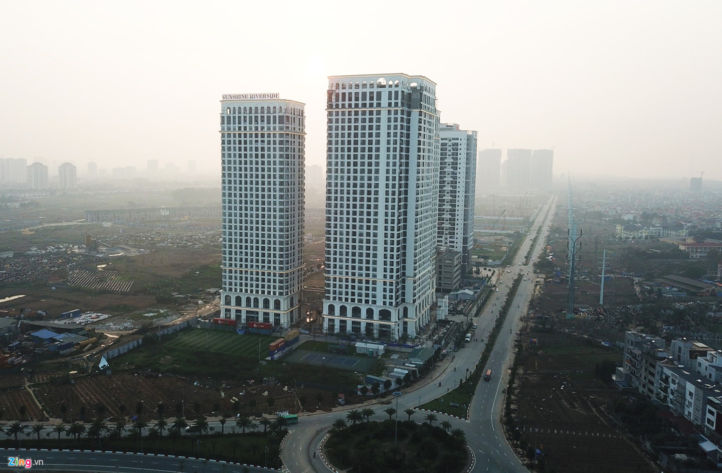 Đường mở đến đâu, chung cư cao tầng mọc đến đó ở tây Hồ Tây