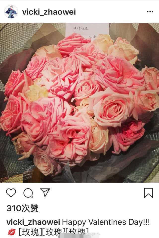 Triệu Vy lại khiến fan hâm mộ lo lắng khi lộ dấu hiệu đã ly thân, chỉ một mình cô đơn uống rượu ngày lễ quan trọng