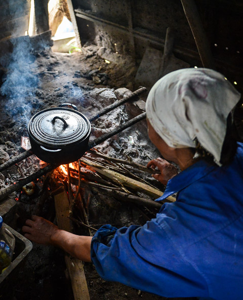 Cuộc sống trên hòn đảo bí hiểm giữa sông Hồng